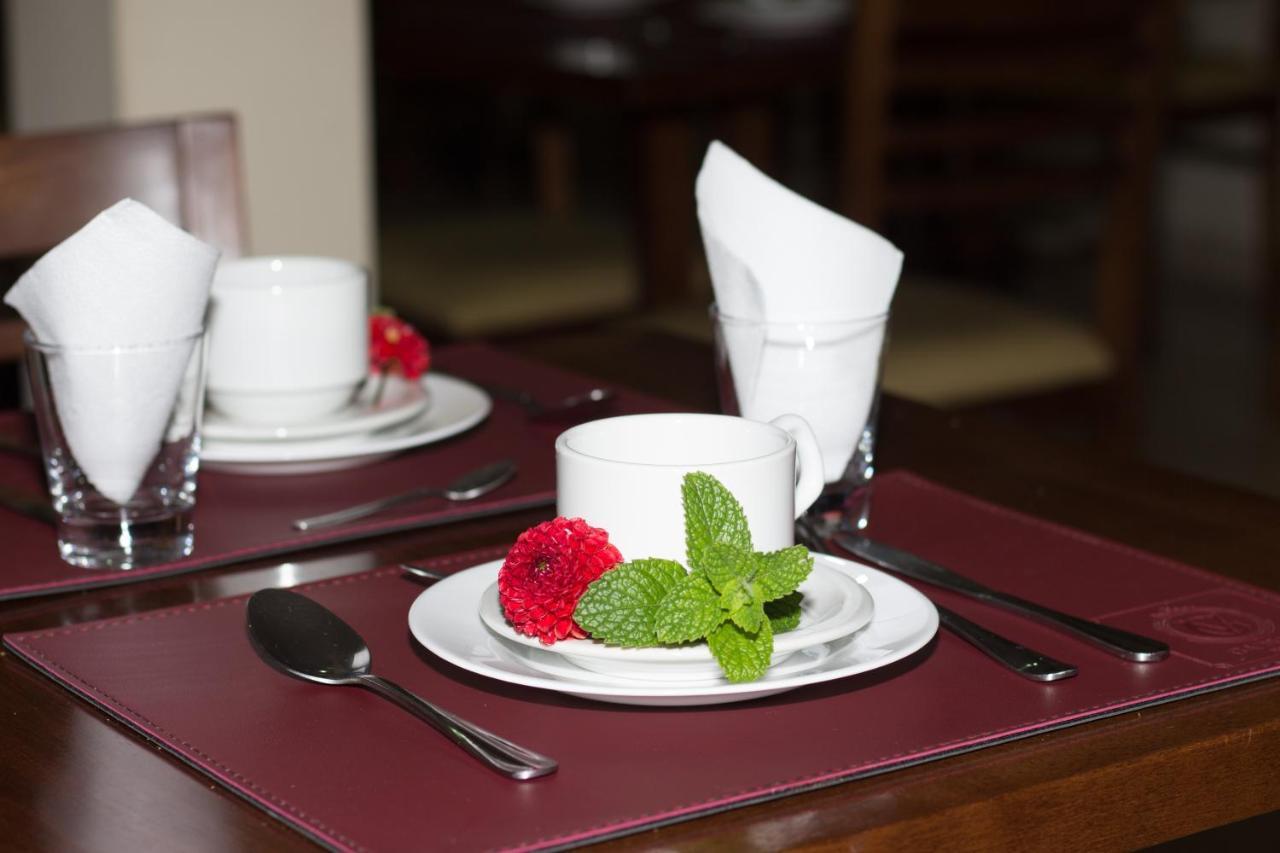 Hotel Gabvini Lima Duarte